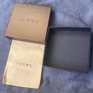 Loewe Box w/Linen Coverlet